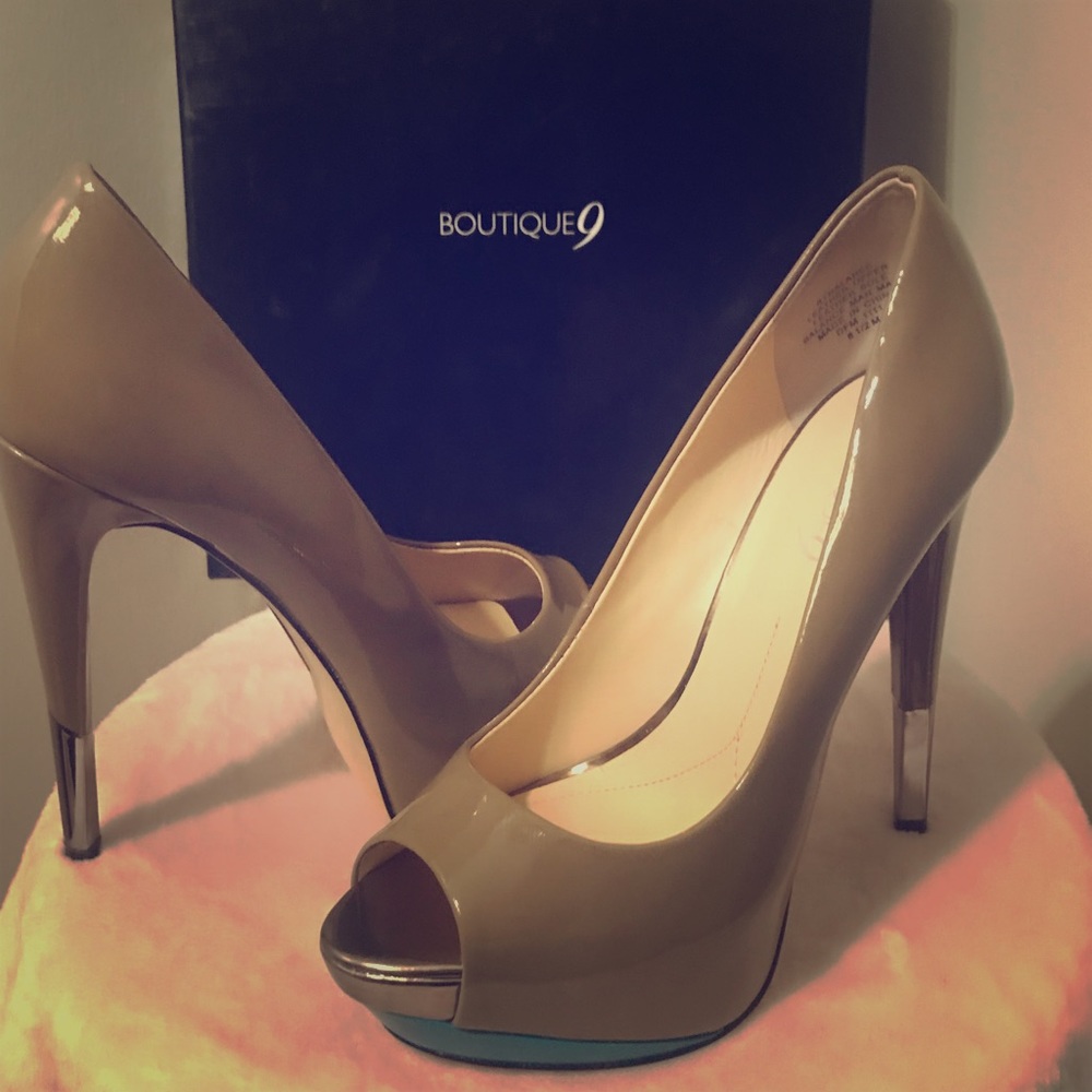 Boutique 9 Nude Pumps ! New Never Worn !